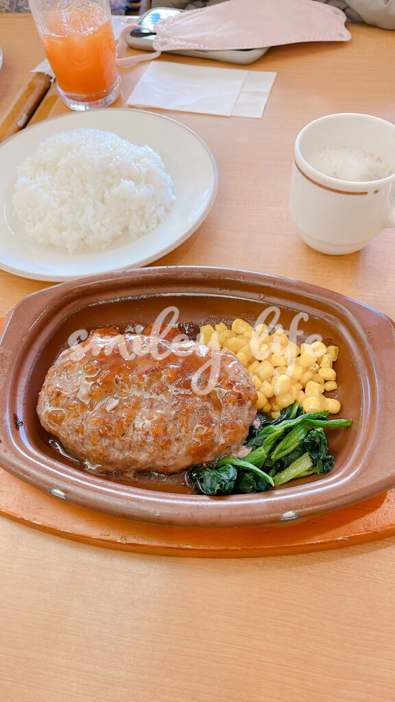 サイゼリアでランチ